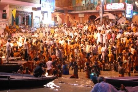 BENARES:CEREMONIA DEL ARTY
